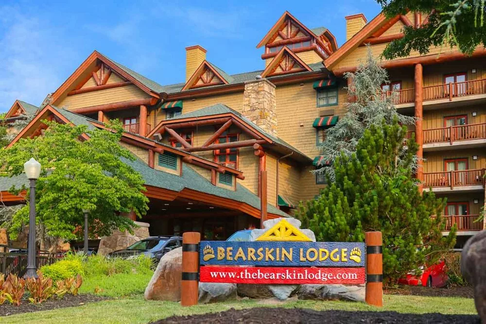 bearskin lodge in gatlinburg