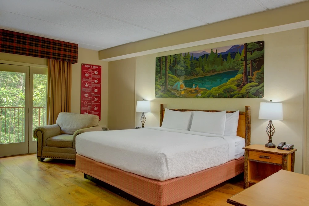 Bearskin Lodge room