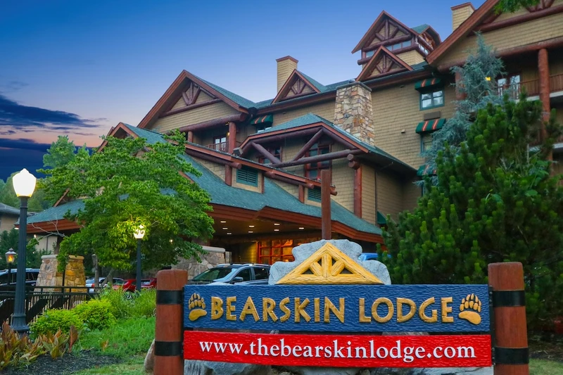 Bearskin sign