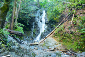 cataract falls in the smoky mountains