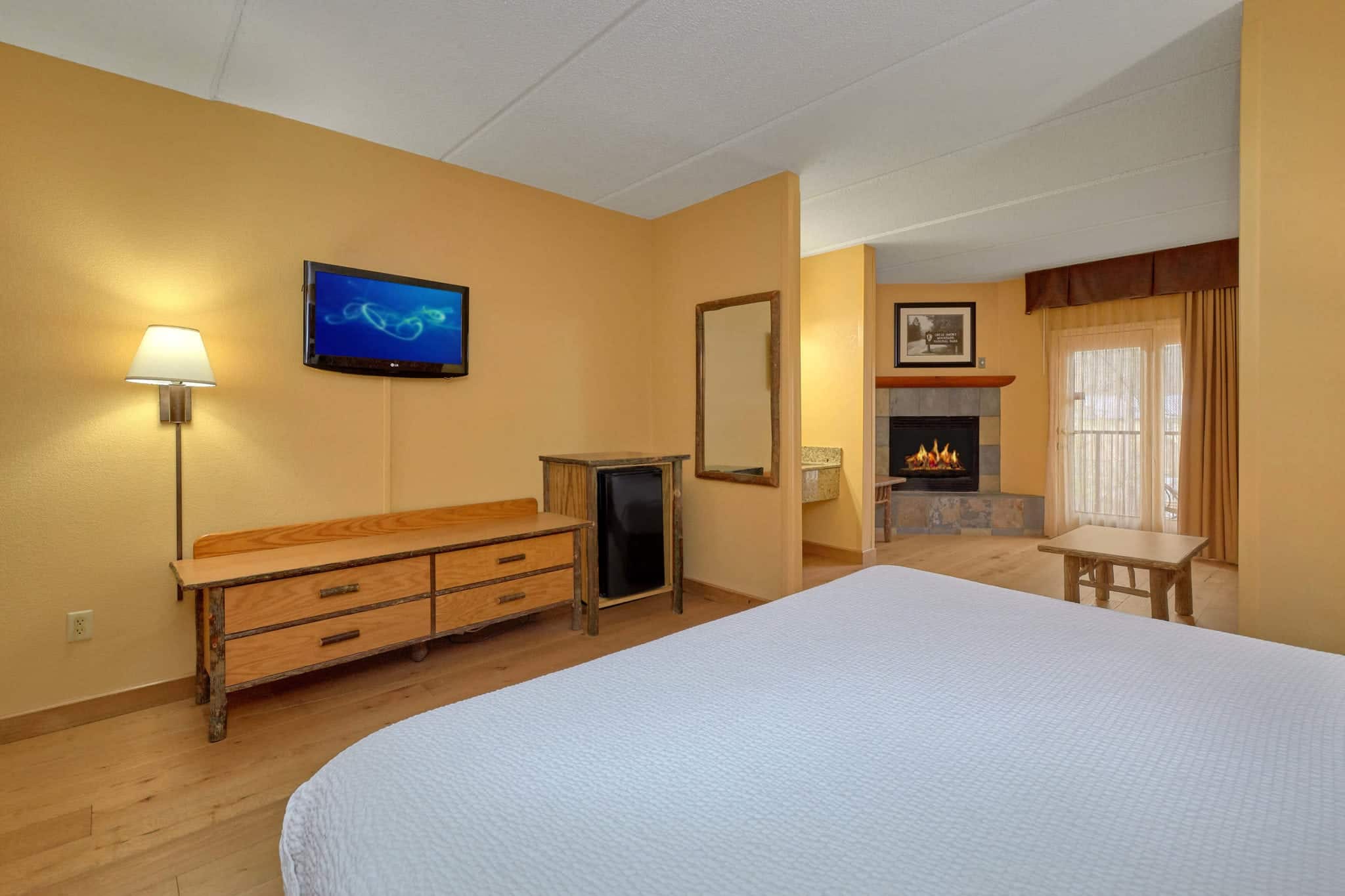 Suite in Bearskin Lodge hotel in Gatlinburg TN