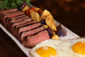steak and eggs at sun diner